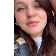 Insegnante per aiuto compiti di italiano